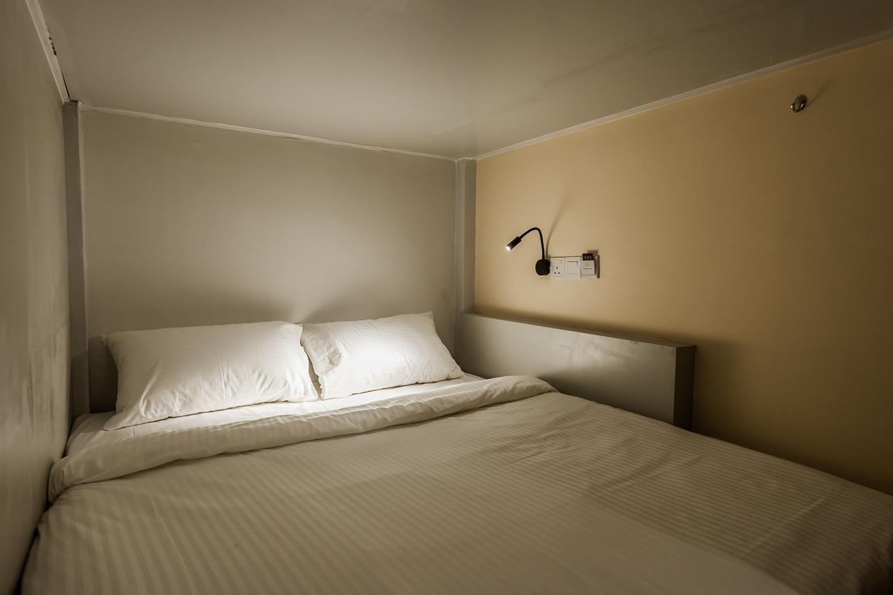 Bunk & Bilik Hotel Sri Petaling Kuala Lumpur Exterior foto