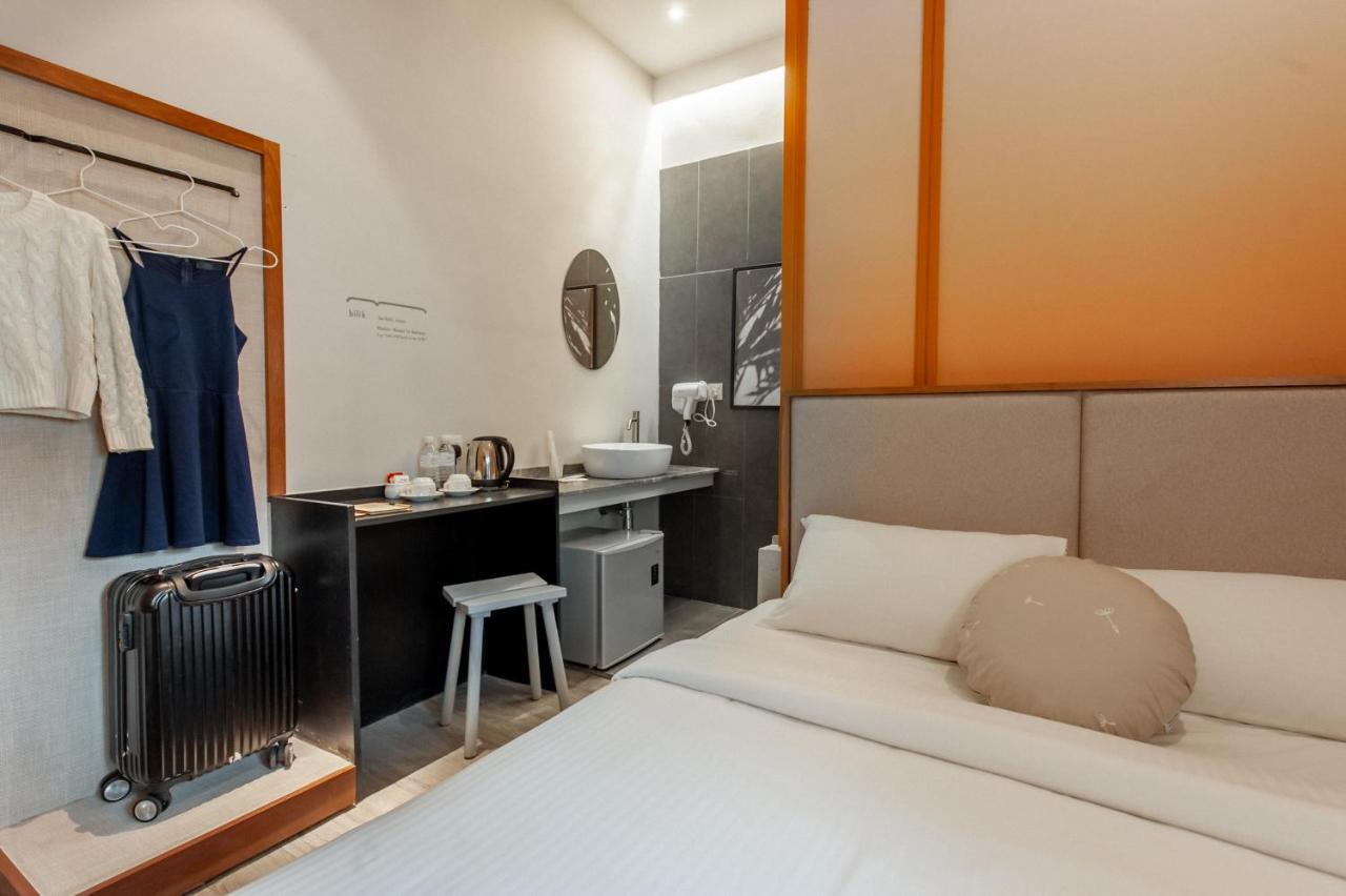 Bunk & Bilik Hotel Sri Petaling Kuala Lumpur Exterior foto